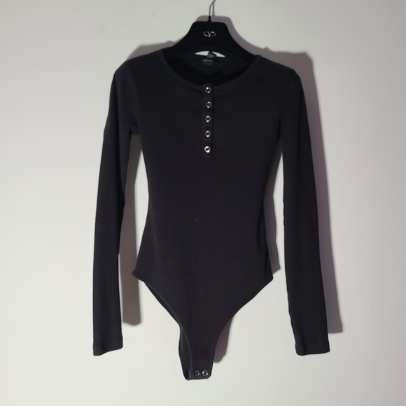 Forever 21 Black Button-Up Bodysuit - Picture 2 of 6